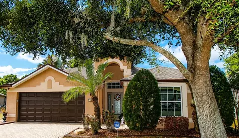 516 Lago Loop, Davenport, FL 33837