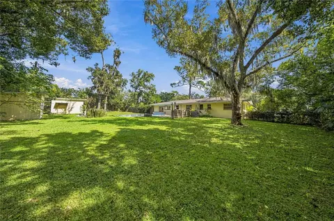 Exterior - 1324 SE 33rd Ter, Ocala, FL 34471 photo 4 of 10