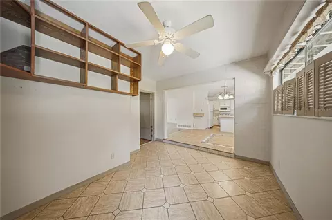 Living - 1324 SE 33rd Ter, Ocala, FL 34471 photo 4 of 4