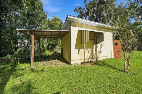 Exterior - 1324 SE 33rd Ter, Ocala, FL 34471 photo 6 of 10