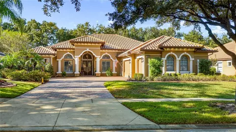 9524 San Fernando Ct, Howey In The Hills, FL 34737