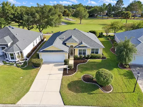 2409 Tamarindo Dr, The Villages, FL 32162