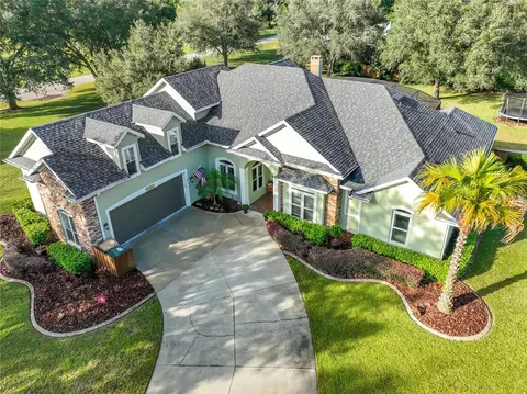 37011 Lake Yale Pl, Grand Island, FL 32735
