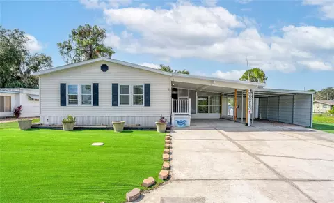 2722 Vindale Rd, Tavares, FL 32778