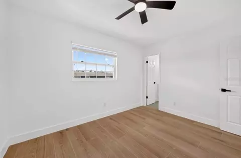 Bedroom - 1400 Eudora Rd #H-77, Mount Dora, FL 32757 photo 2 of 5