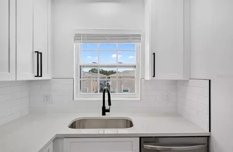Kitchen - 1400 Eudora Rd #H-77, Mount Dora, FL 32757 photo 4 of 4