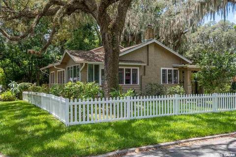962 NE 4th St, Ocala, FL 34471 photo 1