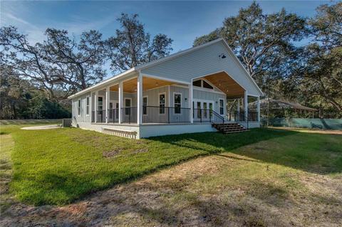 221 Ashley Lake Dr, Melrose, FL 32666