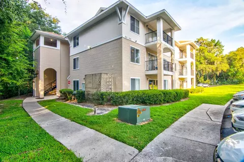 3921 SW 34th St #301, Gainesville, FL 32608