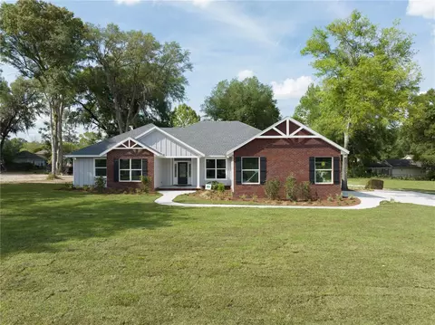 255 SW Pinehurst Dr, Lake City, FL 32024