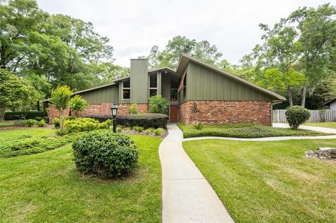 1722 SW 76th Ter, Gainesville, FL 32607 photo 1