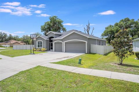 334 Woodland Trl, Lady Lake, FL 32159