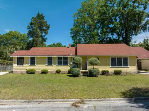 407 SE Monroe St, Lake City, FL 32025