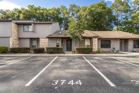 3744 NW 56th Pl, Gainesville, FL 32653
