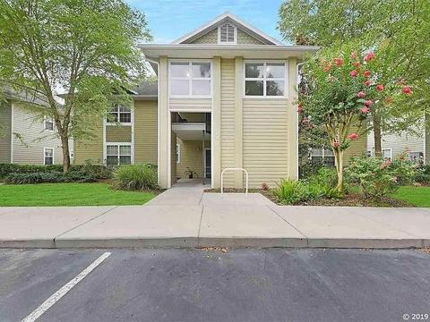 820 NW 19th Ave #D, Gainesville, FL 32609