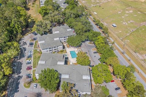 4000 SW 23rd St #2-208, Gainesville, FL 32608