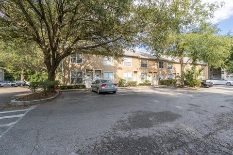 4415 SW 34th St #611, Gainesville, FL 32608