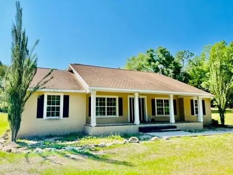 1640 Rosemary Cir, Bell, FL 32619