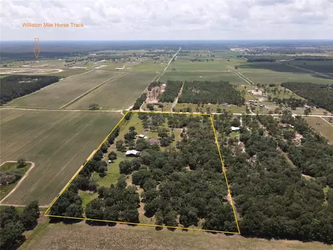 3161 NE 127th Ct, Williston, FL 32696