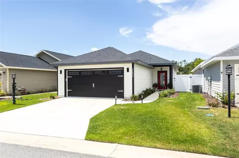 24632 SW 17 Pl, Newberry, FL 32669