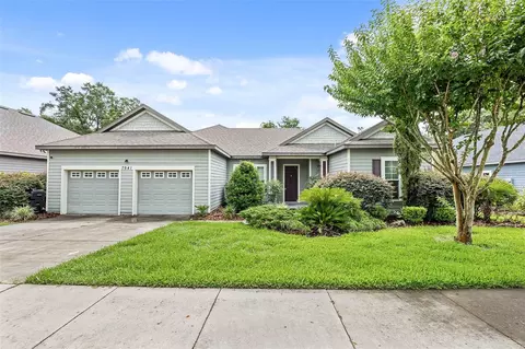 7941 SW 79th Dr, Gainesville, FL 32608