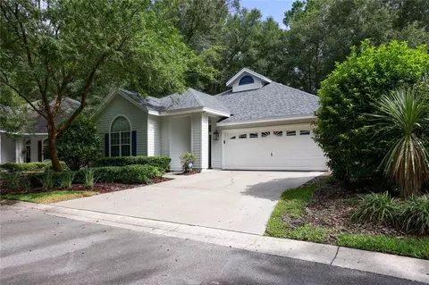 9844 SW 34th Rd, Gainesville, FL 32608
