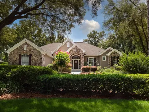 4421 SW 105th Dr, Gainesville, FL 32608