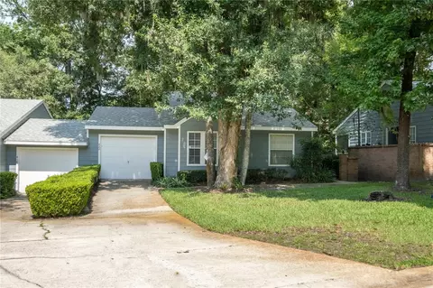422 NW 48th Blvd #422, Gainesville, FL 32607