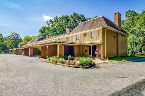 507 NW 39th Rd #143, Gainesville, FL 32607
