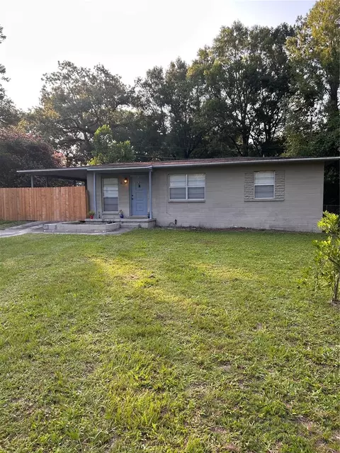 413 NW 35th St, Gainesville, FL 32635