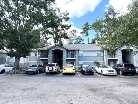 3705 SW 27th St #414, Gainesville, FL 32608
