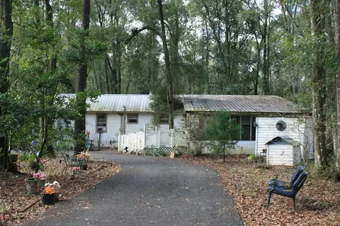 1319 NE 272nd Ave, Old Town, FL 32680