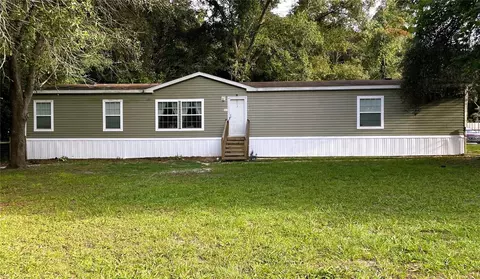 7616 NW 168th Ln, Trenton, FL 32693