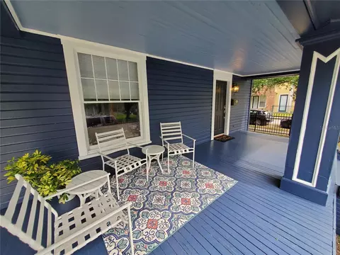 301 NW 2nd St, Gainesville, FL 32601