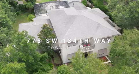 775 SW 134th Way, Newberry, FL 32669