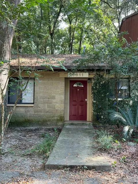 6811 SW 46th Ave, Gainesville, FL 32608