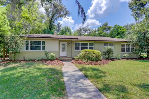 3955 SW 3rd Ave, Gainesville, FL 32607