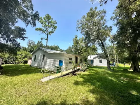1510 SW 2nd Dr, Chiefland, FL 32626
