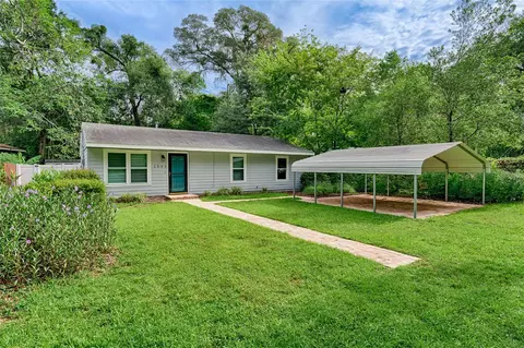 1944 NW 32nd Pl, Gainesville, FL 32605