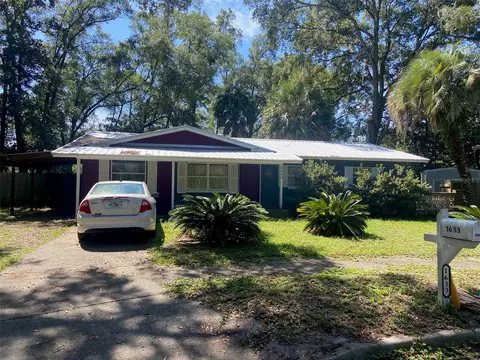 1633 NE 18th Pl, Gainesville, FL 32609