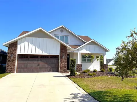 24674 SW 19th Pl, Newberry, FL 32669