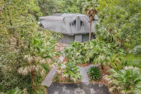 9910 NW 57th Pl, Gainesville, FL 32653
