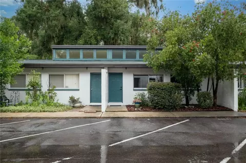 747 SE 2nd Pl #9, Gainesville, FL 32601