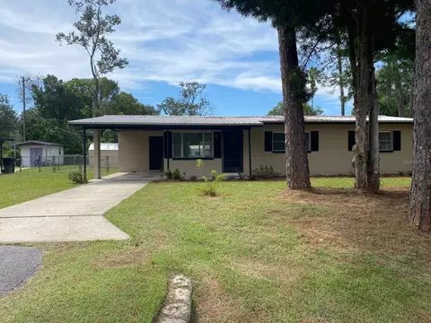 916 NE 26th Ter, Gainesville, FL 32641