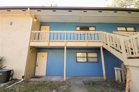 2811 SW Archer Rd #M-110, Gainesville, FL 32608