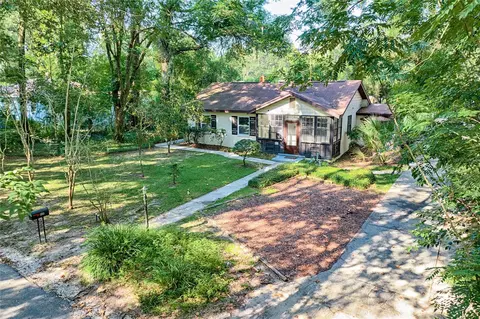 860 NW 20 St, Gainesville, FL 32603