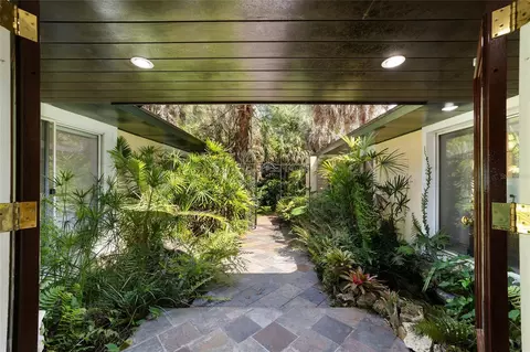 2800 NW 16th Ave, Gainesville, FL 32605