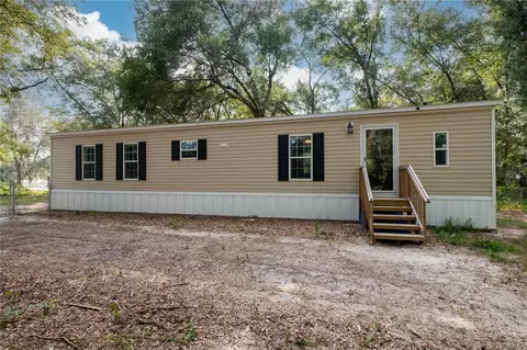 235 Ashley St, Hawthorne, FL 32640