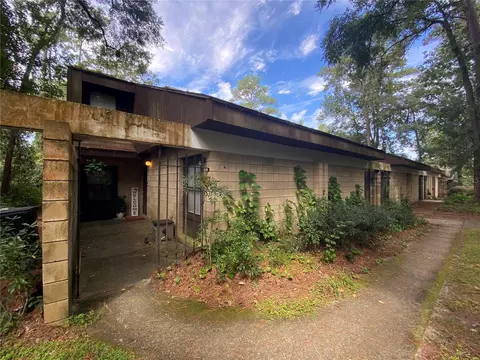 4406 SW 70th Ter #A, Gainesville, FL 32608