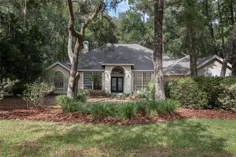 4212 SW 94th Dr, Gainesville, FL 32608